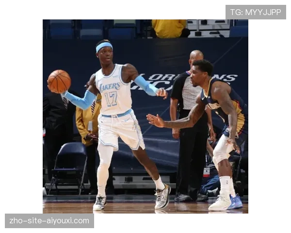 施罗德携手埃利斯双星闪耀合砍四十分助球队止住季前赛连败颓势